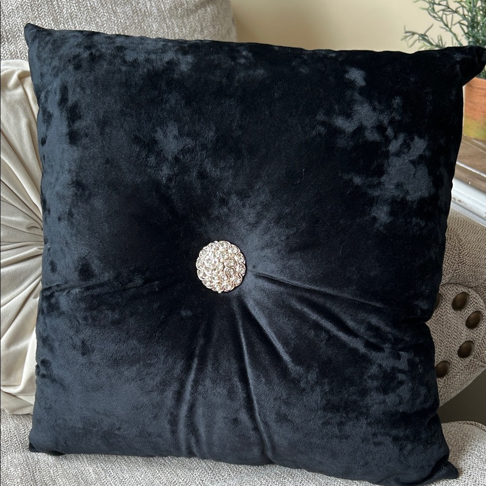 NEW! Elegant Romantic Black Velvet & Faux Crystal Button Throw Pillow